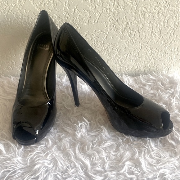 NEW-STUART WEITZMAN BLACK PATENT LEATHER PEEP TOE PUMP - Picture 2 of 9